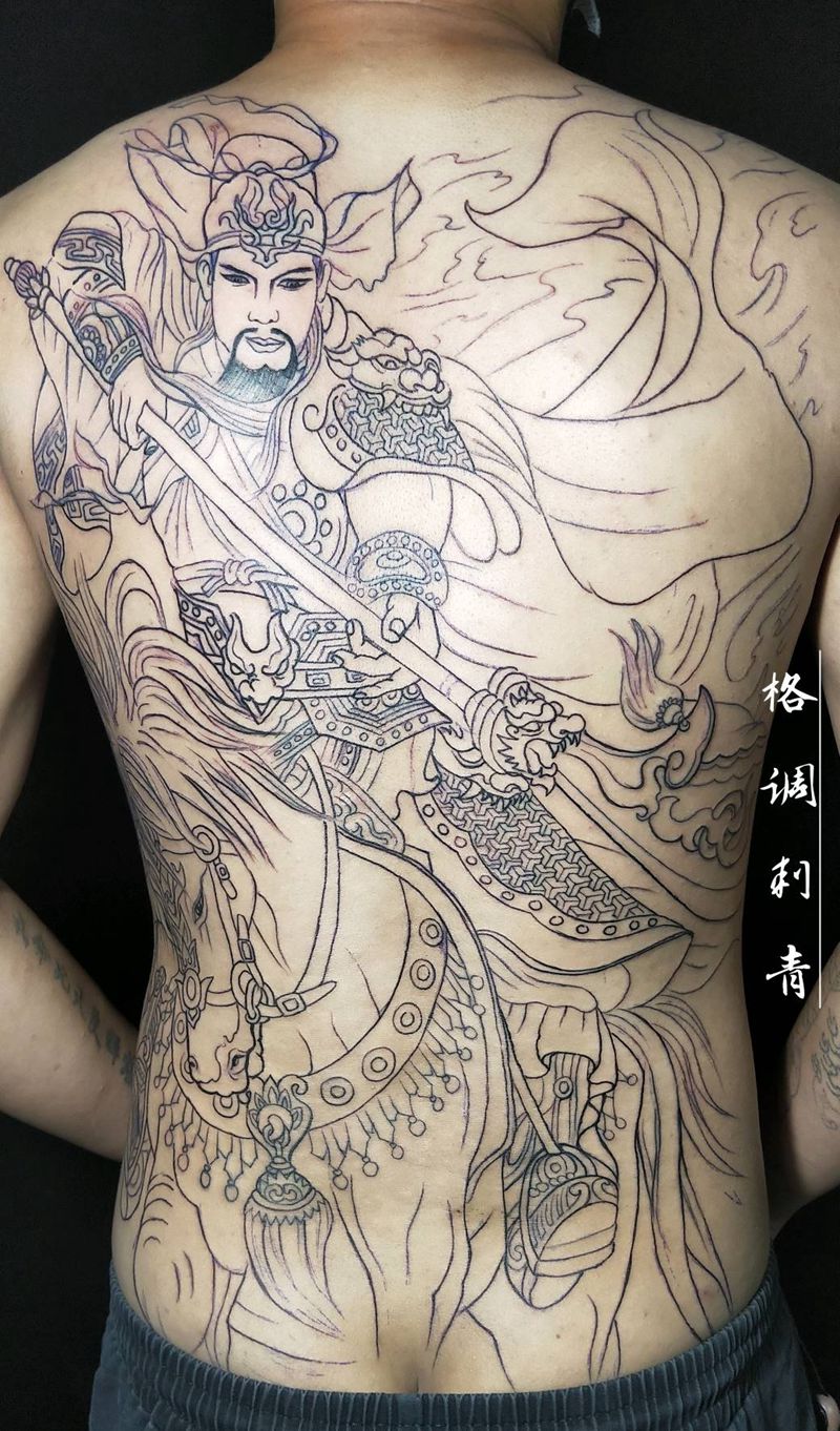 踏马关公纹身图片_背部新传统关公线条纹身图案