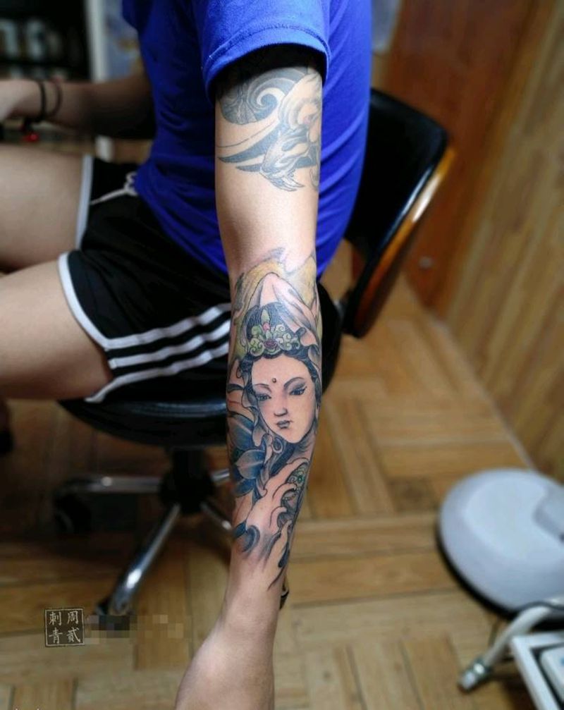 观音纹身图片_手臂新传统纹身图案