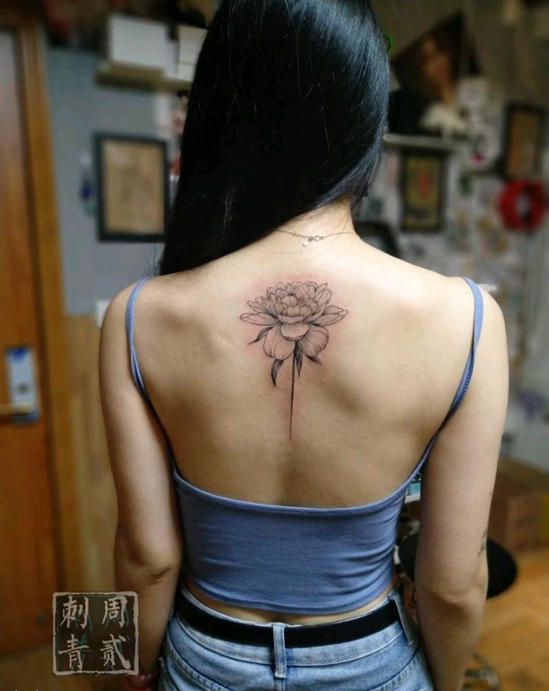 花纹身图片_背部纹身图案