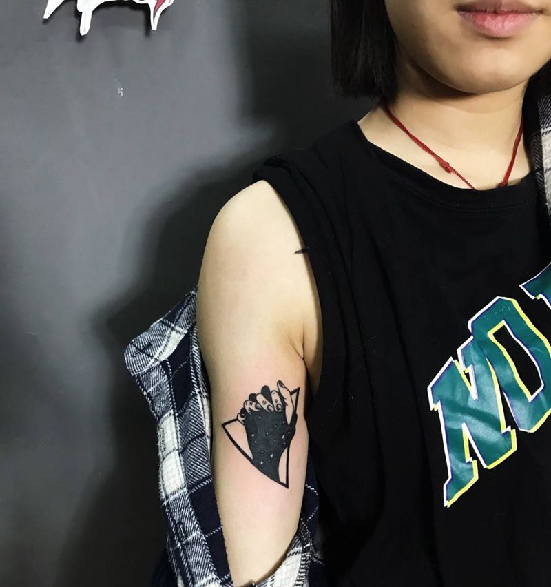 遮盖纹身纹身图片_几何人物欧美手臂成品纹身图案