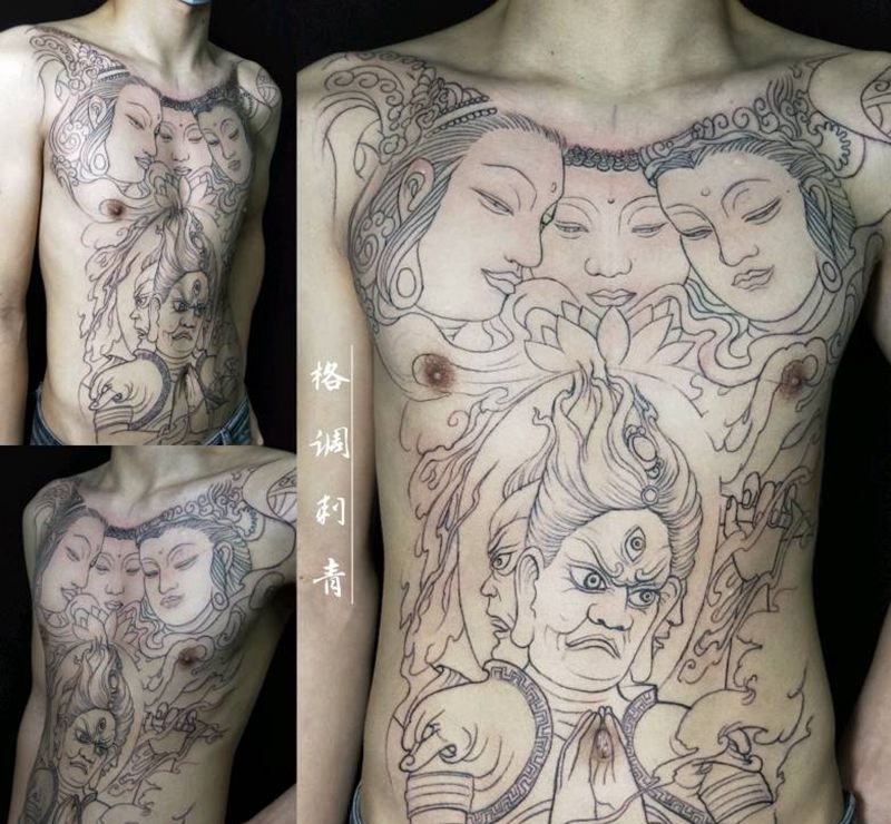 三面佛不动明王花胸花肚纹身图片_胸部腹部新传统不动明王三面佛花肚纹身图案