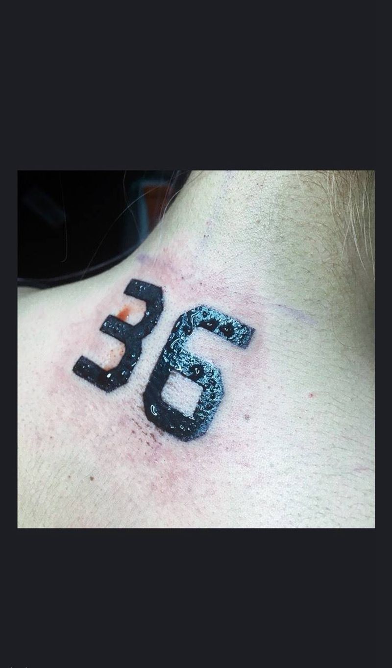 36纹身图片_原创字符清新颈部成品纹身图案