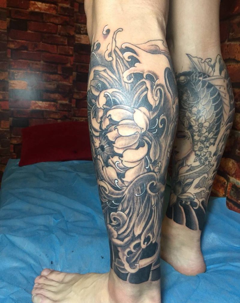双明月艺伎完成纹身图片_新传统艺妓菊花浪花纹身图案