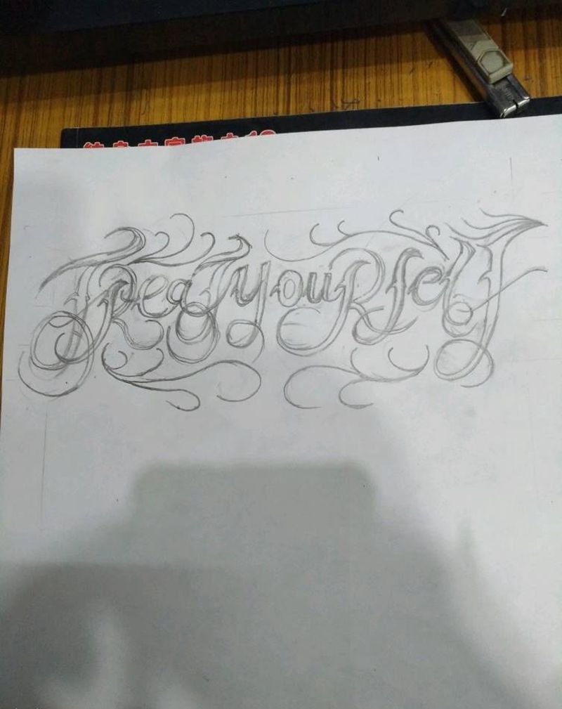 手绘花体字纹身图片