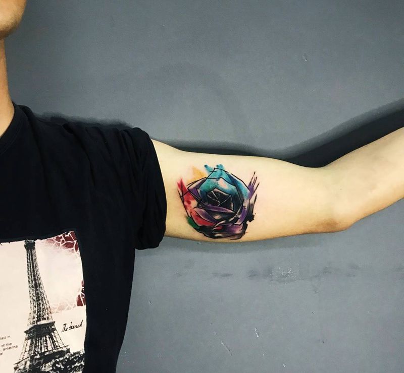 水彩遮盖纹身图片_植物清新欧美手臂成品纹身图案