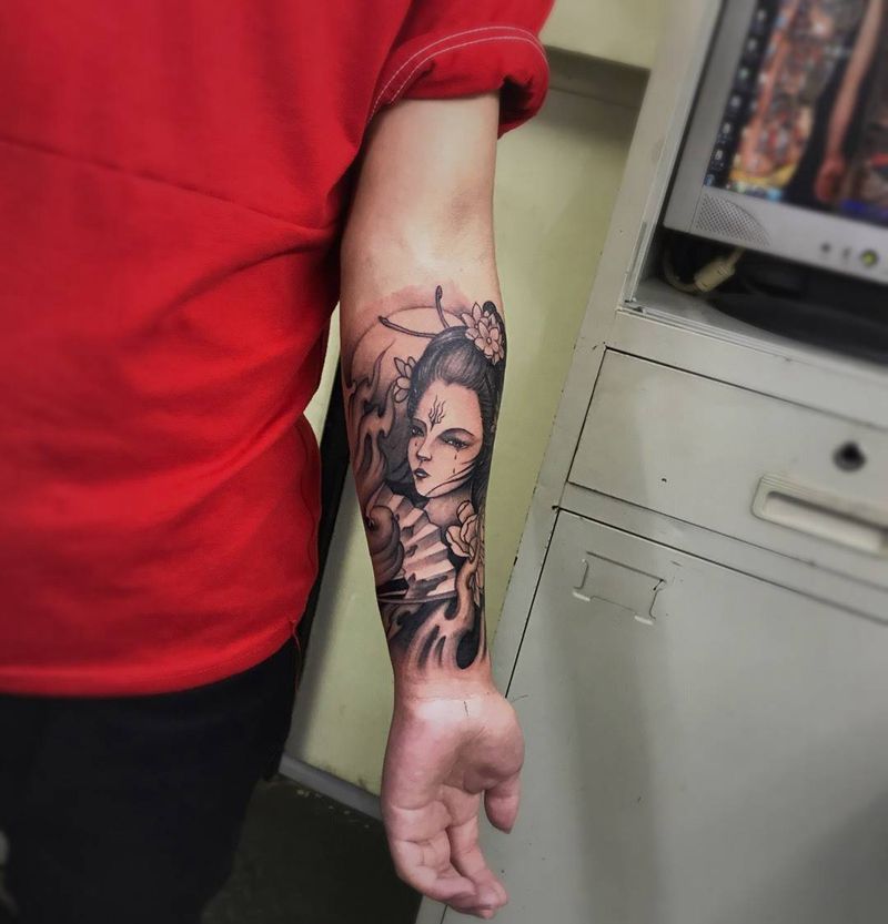 艺妓纹身图片_成品手臂传统清新人物艺妓纹身图案