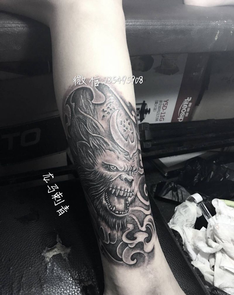 小腿猴子纹身图片_传统肖像人物动物腿部成品纹身图案