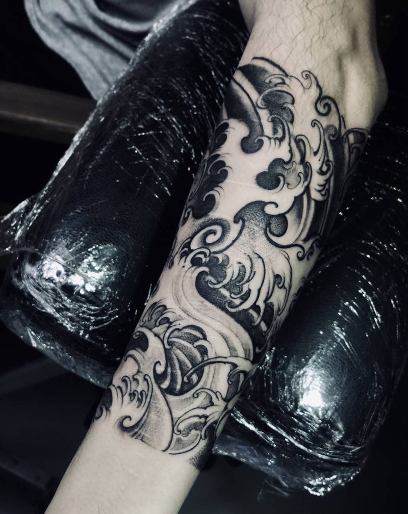 看花不是花纹身图片_手臂老传统新传统纹身图案