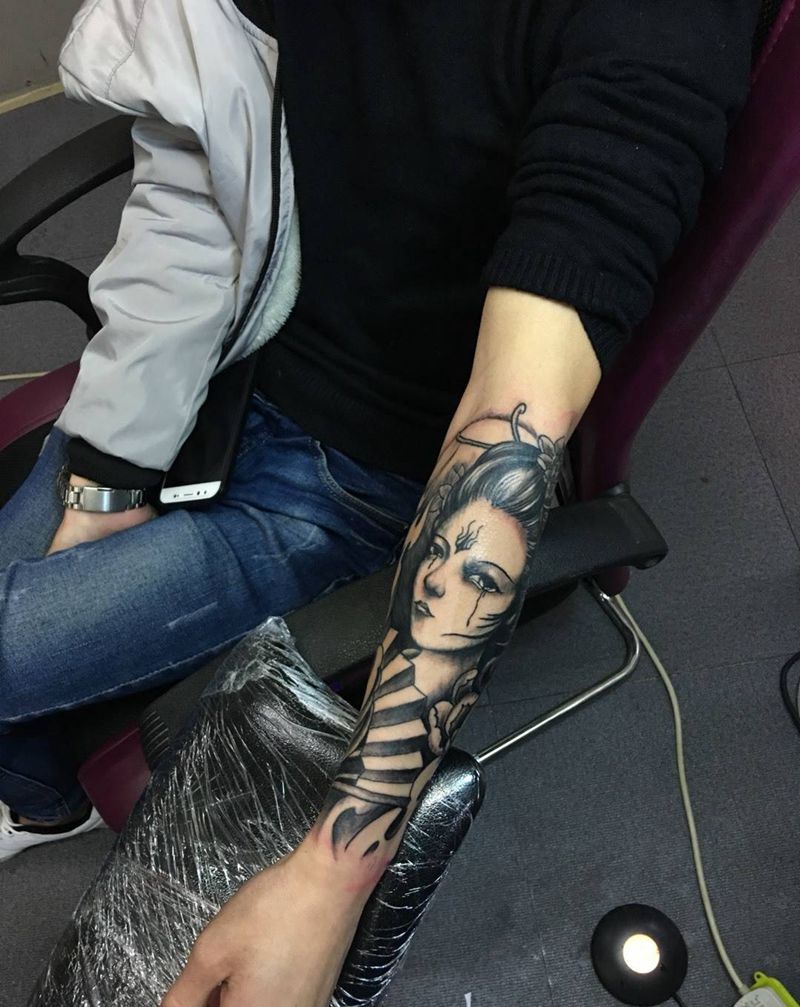 小手艺妓纹身图片