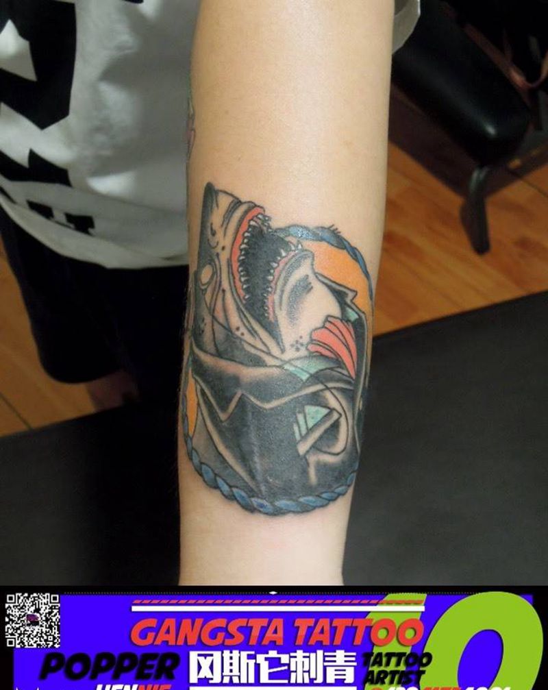 school小鲨鱼疤痕遮盖纹身图片