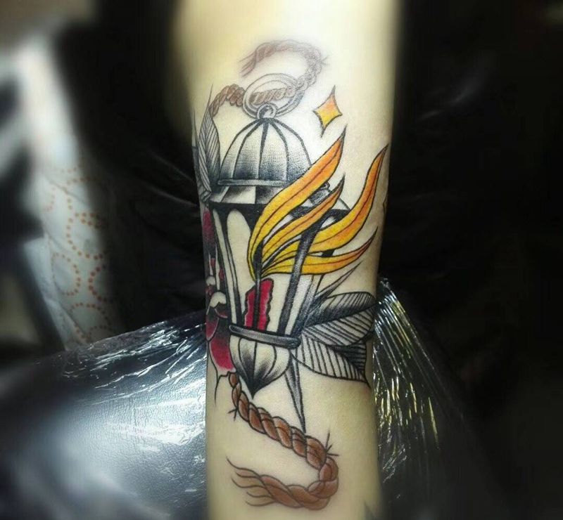 old school灯火纹身图片