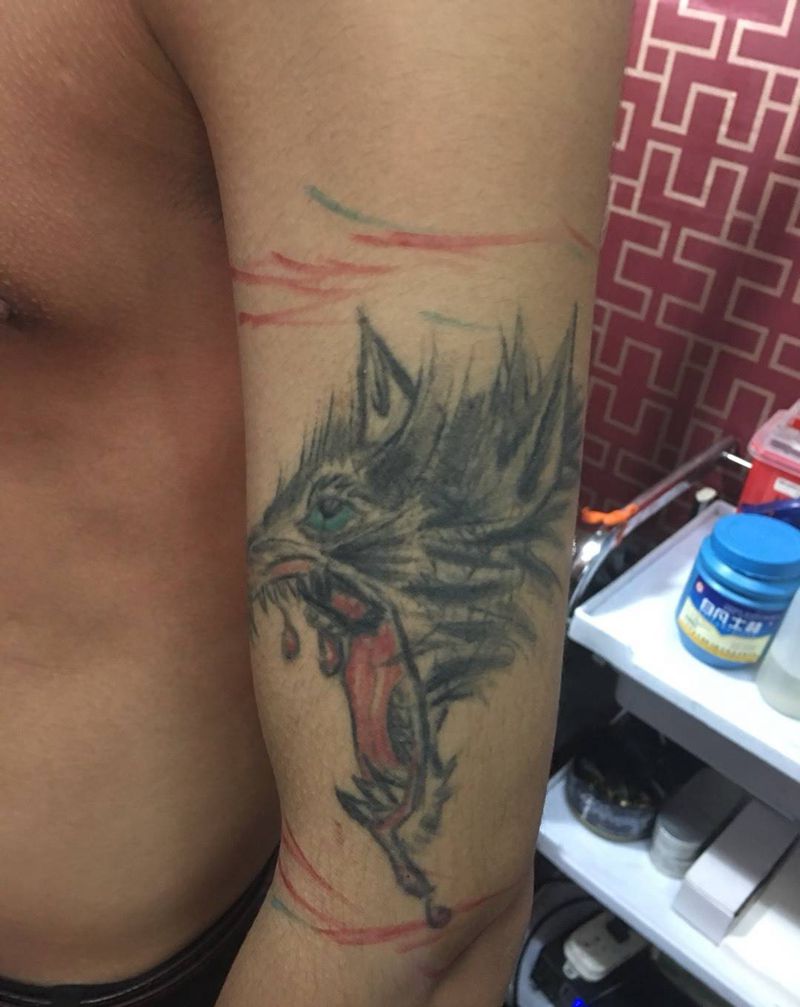 手臂遮盖，鱼遮盖狼未完成下次继续纹身图片_手稿臀部手部手臂传统动物原创纹身图案