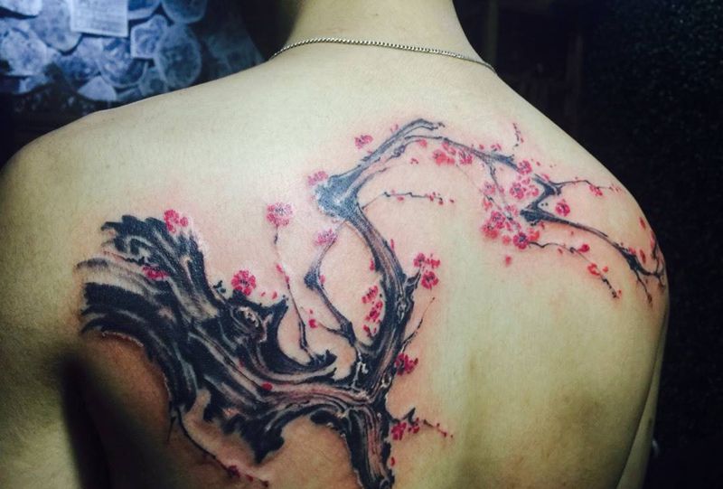 梅花香自苦寒来纹身图片