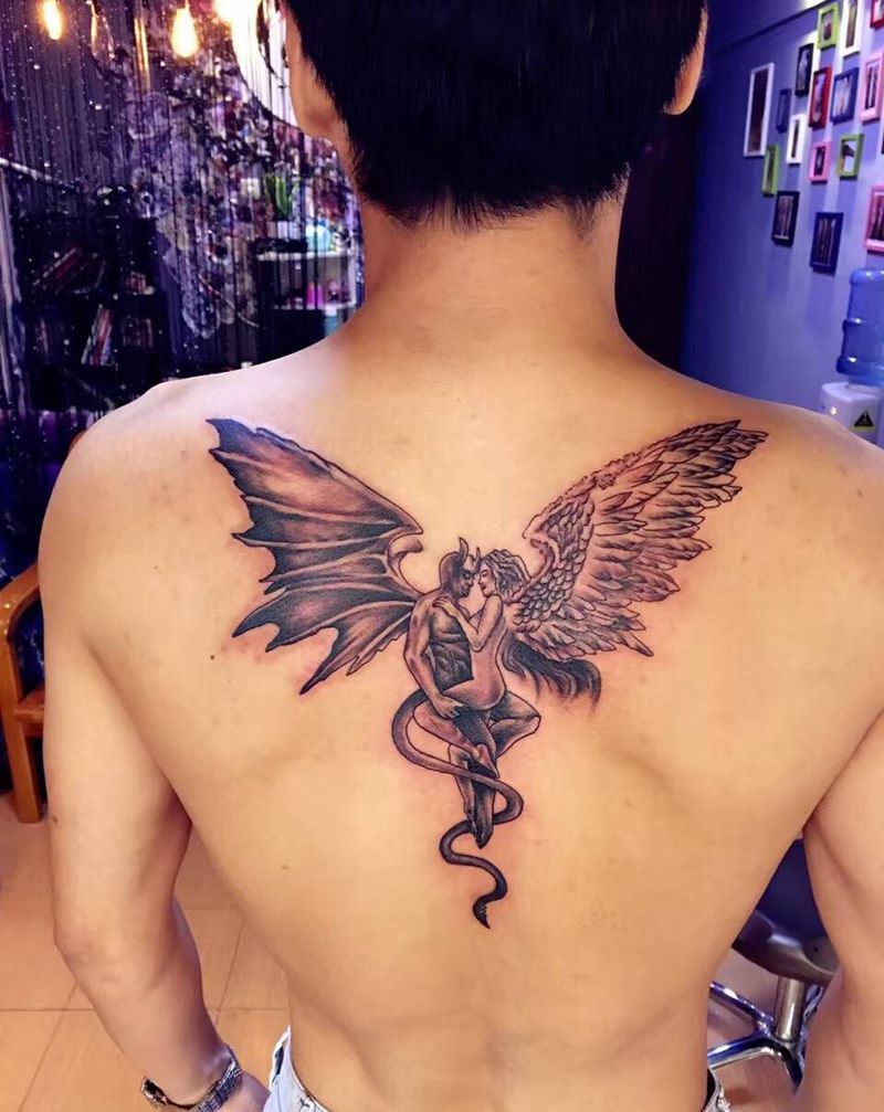恶魔与天使纹身图片_背部欧美鬼神纹身图案