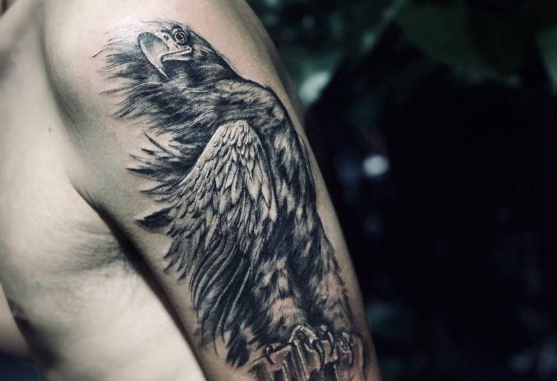 苍鹰纹身图片