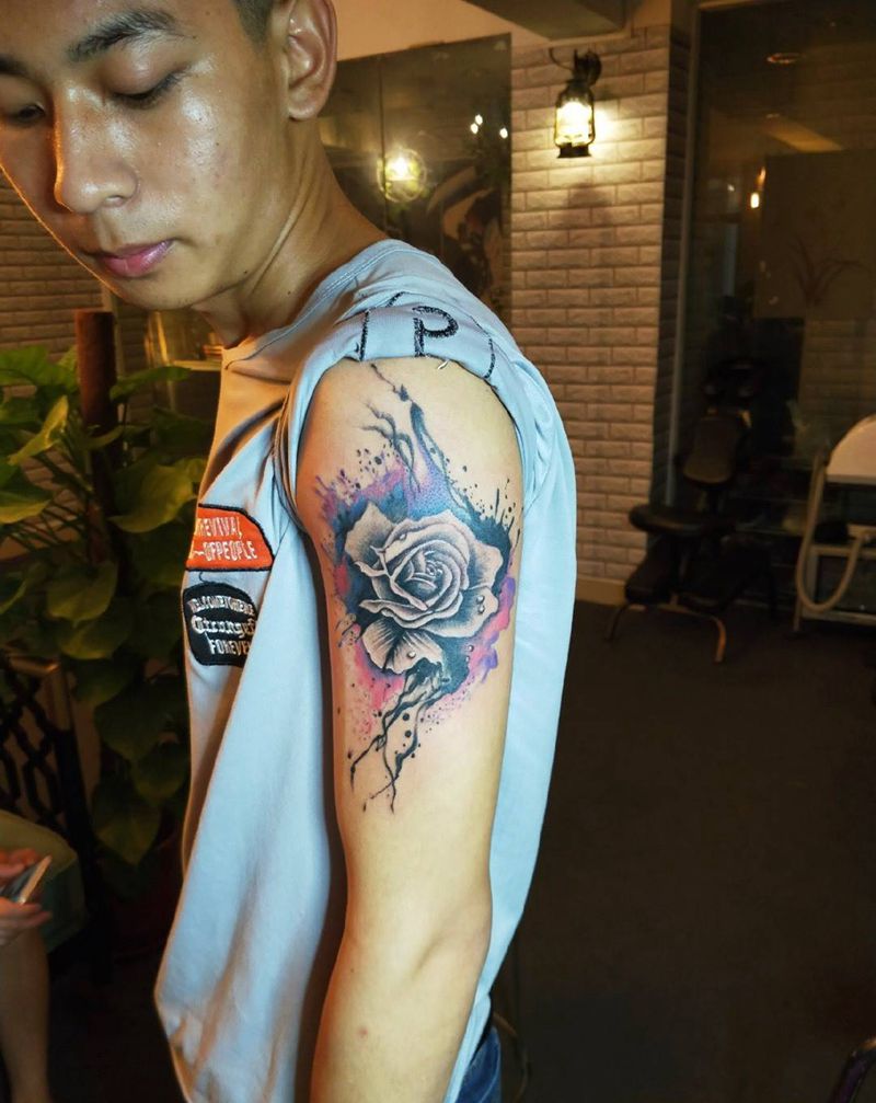 水彩玫瑰纹身图片