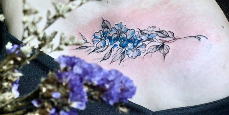 旧图覆盖纹身图片_肩部胸部点刺几何纹身图案