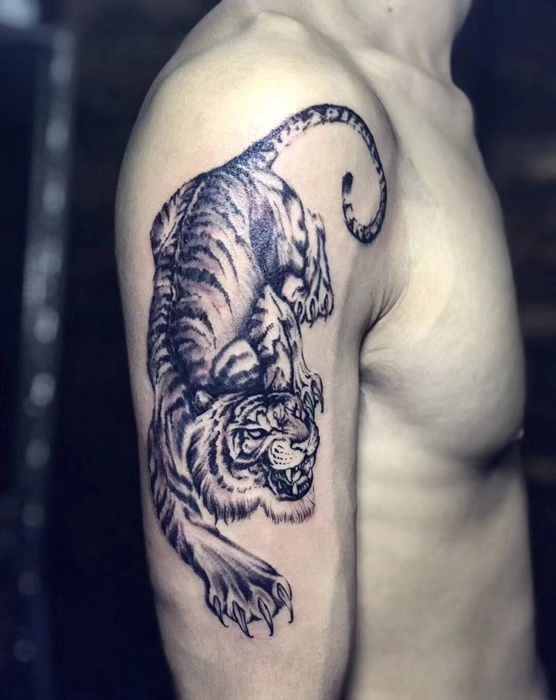 虎虎生威纹身图片