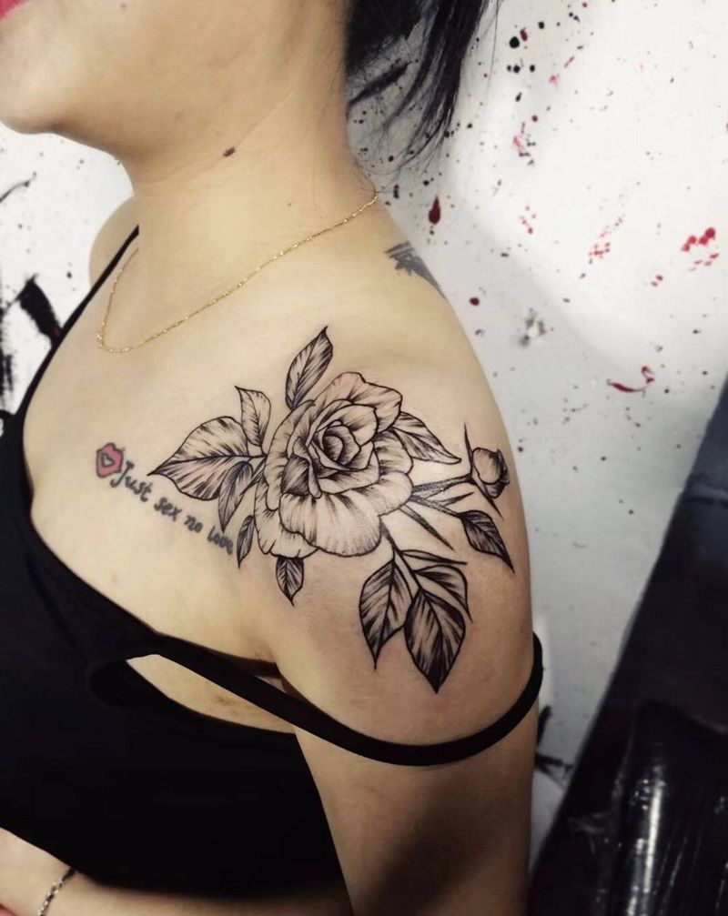 肩花纹身图片