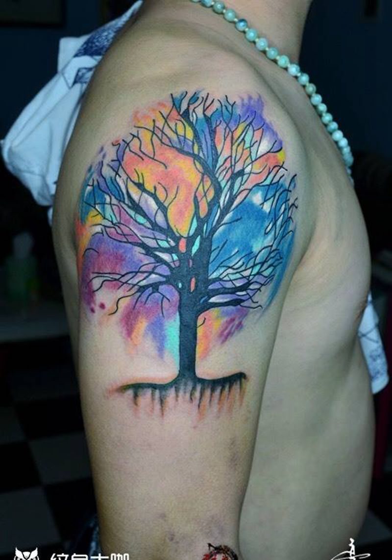 #树#寓意着生机勃勃，生命的永恒纹身图片