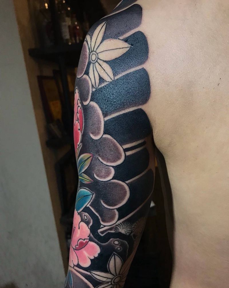 传统花臂遮盖作品纹身图片_手部手臂老传统纹身图案