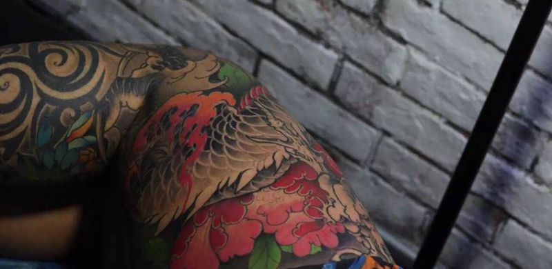龙纹身图片_传统腿部背部胸部脚部肩部腹部纹身图案
