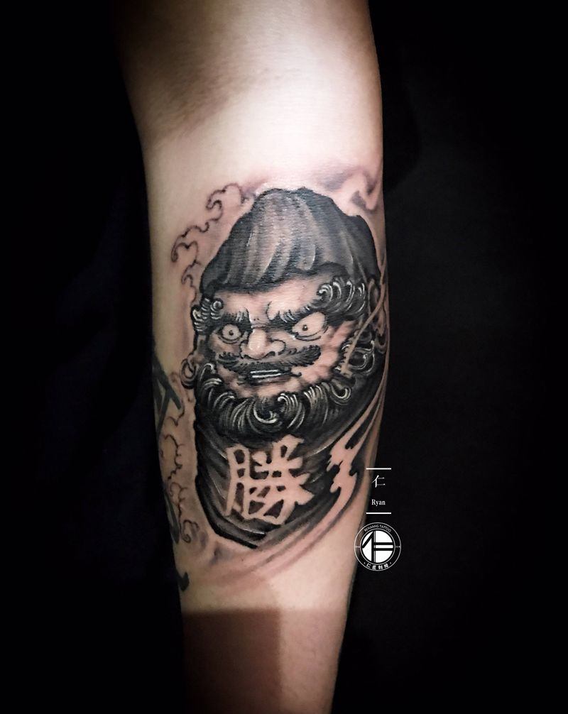 达摩蛋纹身图片_手臂手部新传统纹身图案