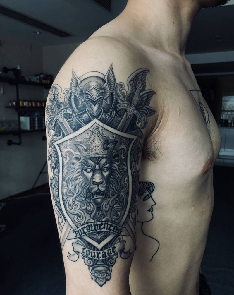 盾纹身图片_手部手臂新传统欧美写实纹身图案