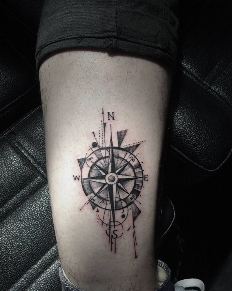 指南针纹身图片_腿部点刺几何小清新纹身图案