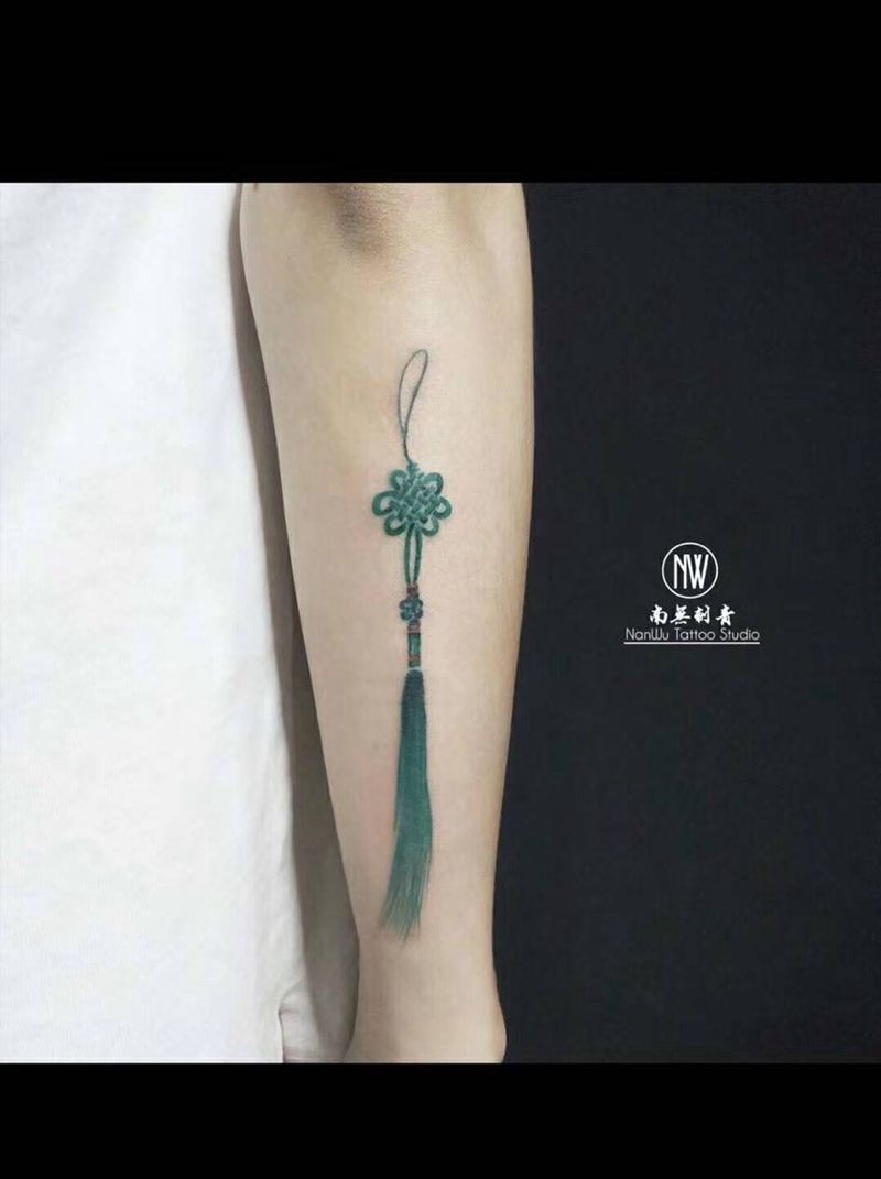 中国结纹身图片_手臂New School纹身图案