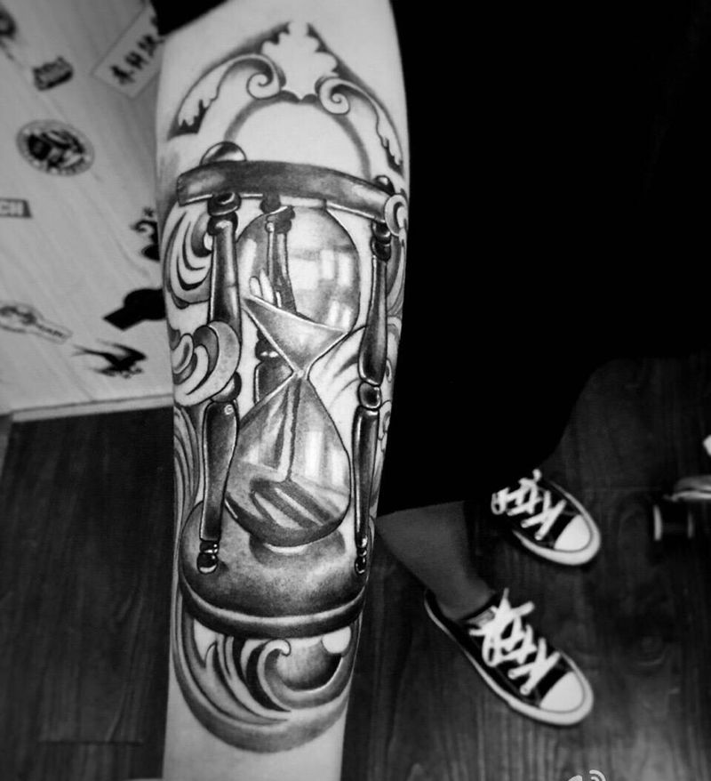 沙漏纹身纹身图片