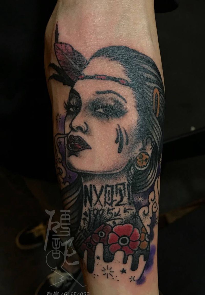 美女一枚……纹身图片_欧美人物手臂背部胸部臀部纹身图案