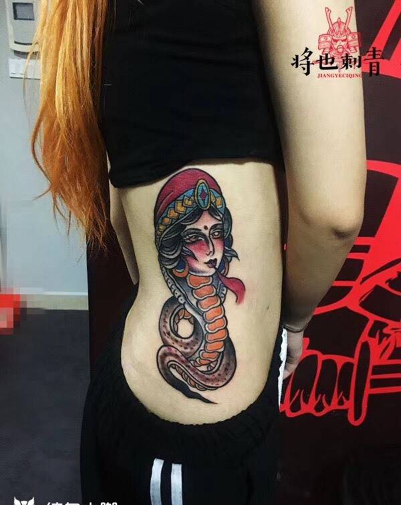 300纹身图片