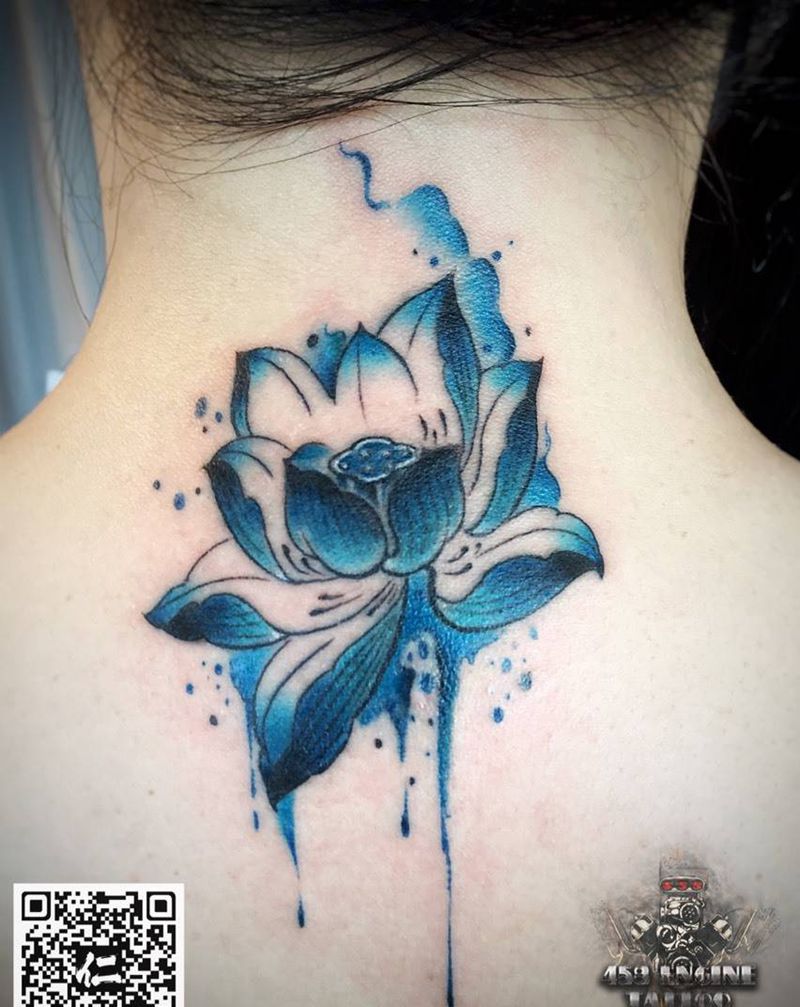 泼墨莲花纹身图片_成品插画背部清新国画植物纹身图案