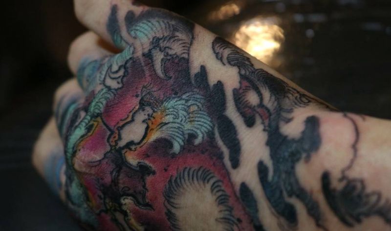 中国风格唐狮纹身图片_动物贴纸人物腿部背部腰部手臂手部传统纹身图案