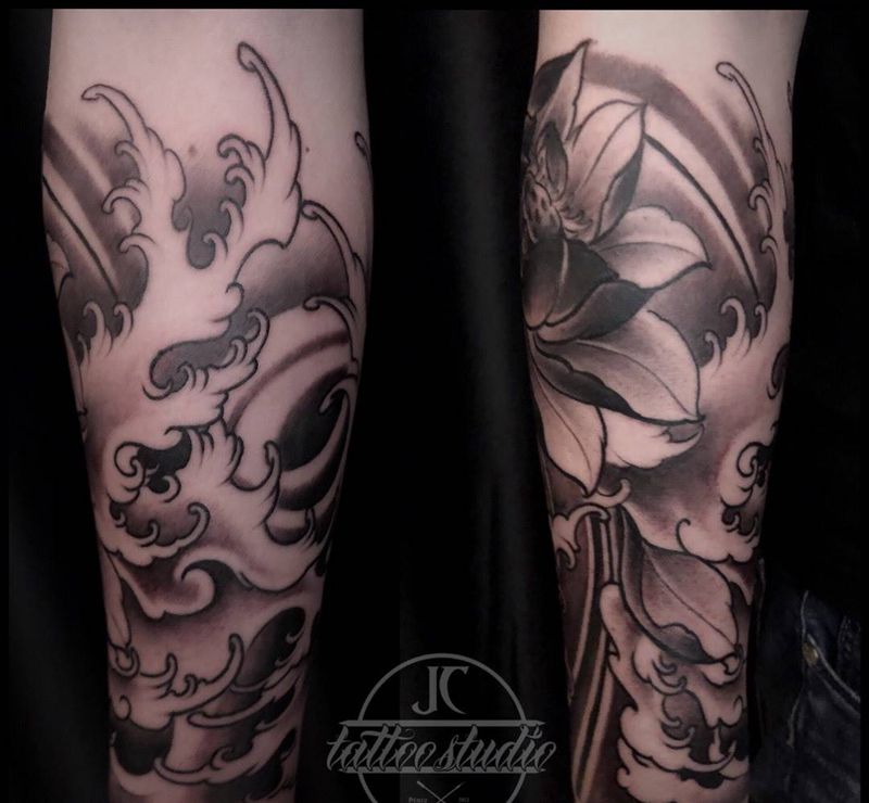 浪花小臂纹身图片_成品手部手臂臀部传统国画习俗植物浪花纹身图案