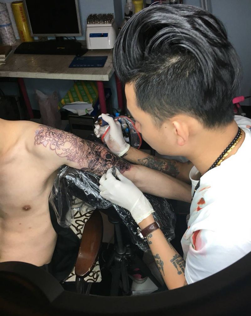 工作照纹身图片