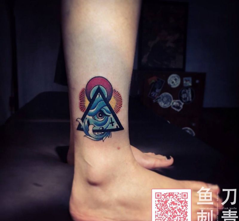 上帝之眼纹身图片