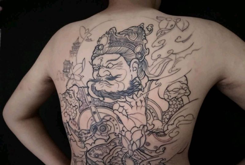 满背之四大天王纹身图片_背部纹身图案