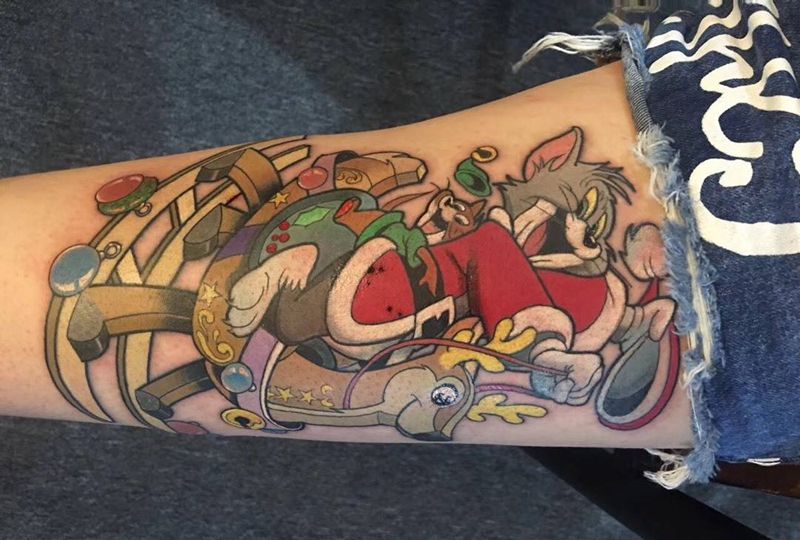 大家都熟悉的图案纹身图片_清新人物腿部习俗写实肖像欧美纹身图案