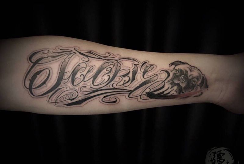 Jackie纹身图片_成品手臂手部臀部欧美清新几何字符动物纹身图案