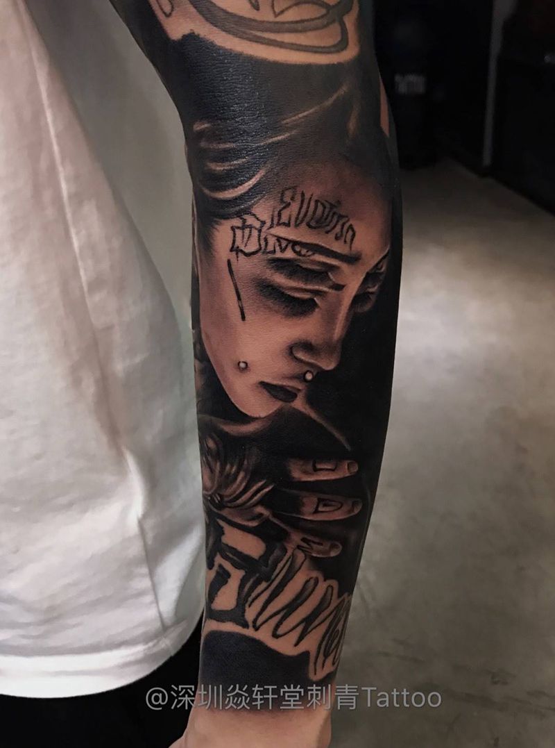 monamifrost 黑臂女神纹身图片_欧美肖像写实人物手臂手部成品原创纹身图案
