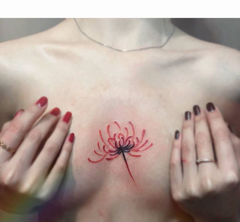 疤痕遮盖纹身图片_胸部水彩水墨纹身图案