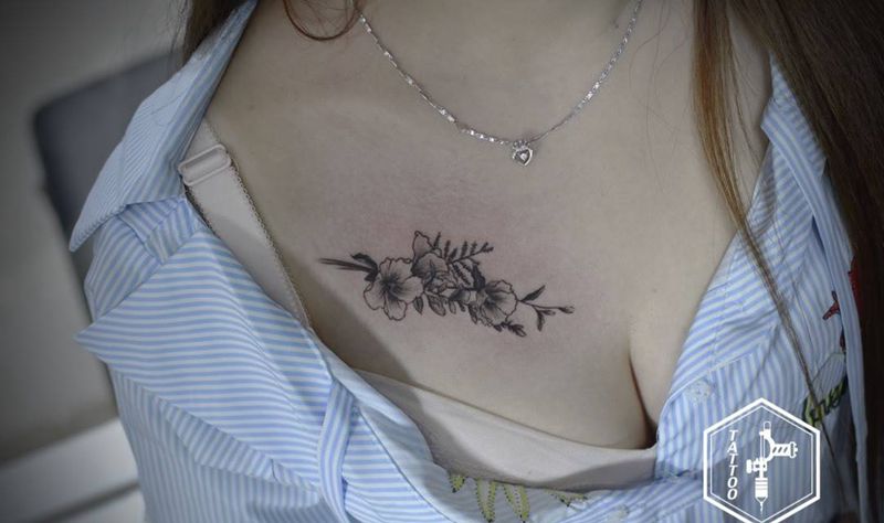 花纹身图片_成品胸部欧美清新植物纹身图案