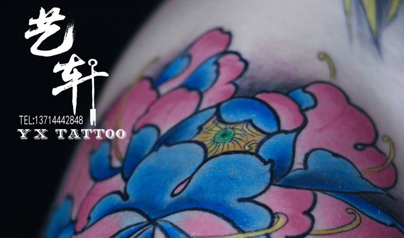 传统花纹身图片_成品传统植物纹身图案