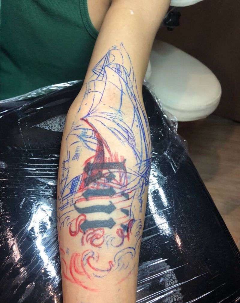 旧图遮盖纹身图片_手臂欧美写实水墨航海 遮盖纹身图案