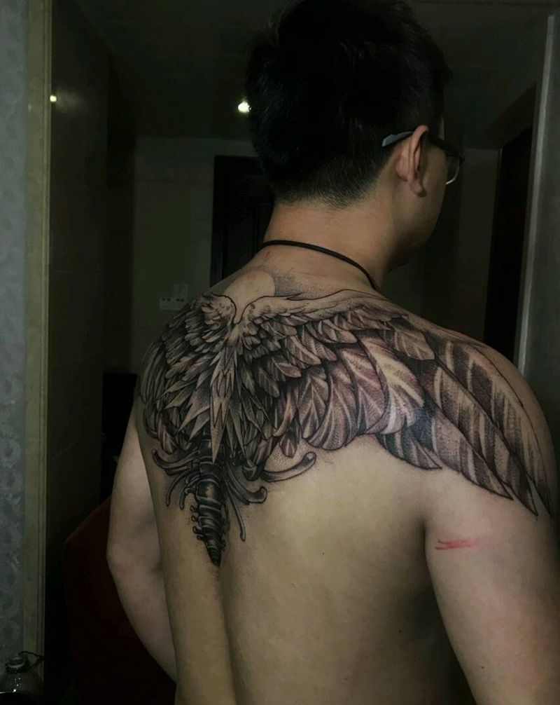 翅膀纹身图片