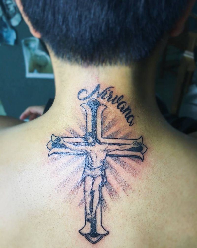 十字架纹身图片_成品颈部欧美肖像几何人物鬼神宗教字符纹身图案