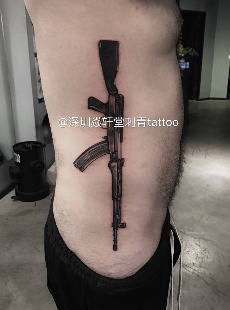 枪纹身图片