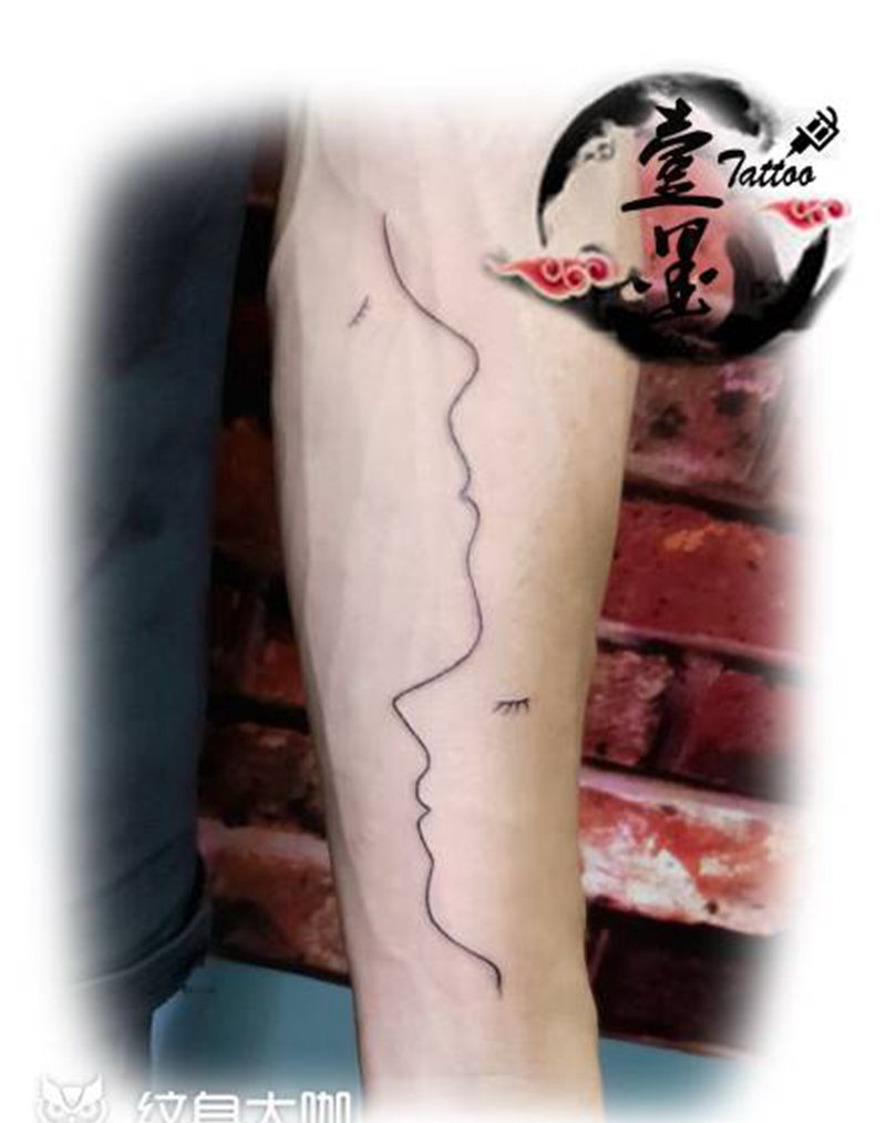 线条纹身图片_手部几何纹身图案